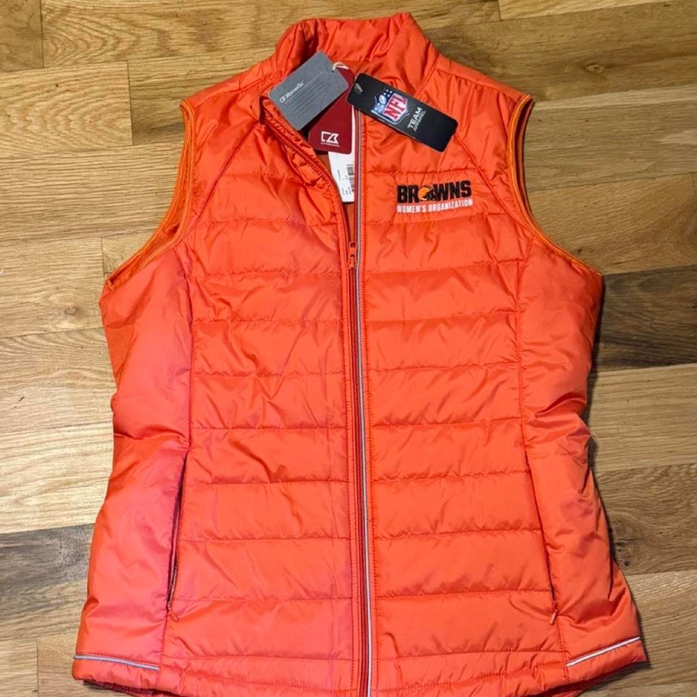 Cutter & Buck Cleveland Browns Women's Quilted Vest Orange Size L NWT